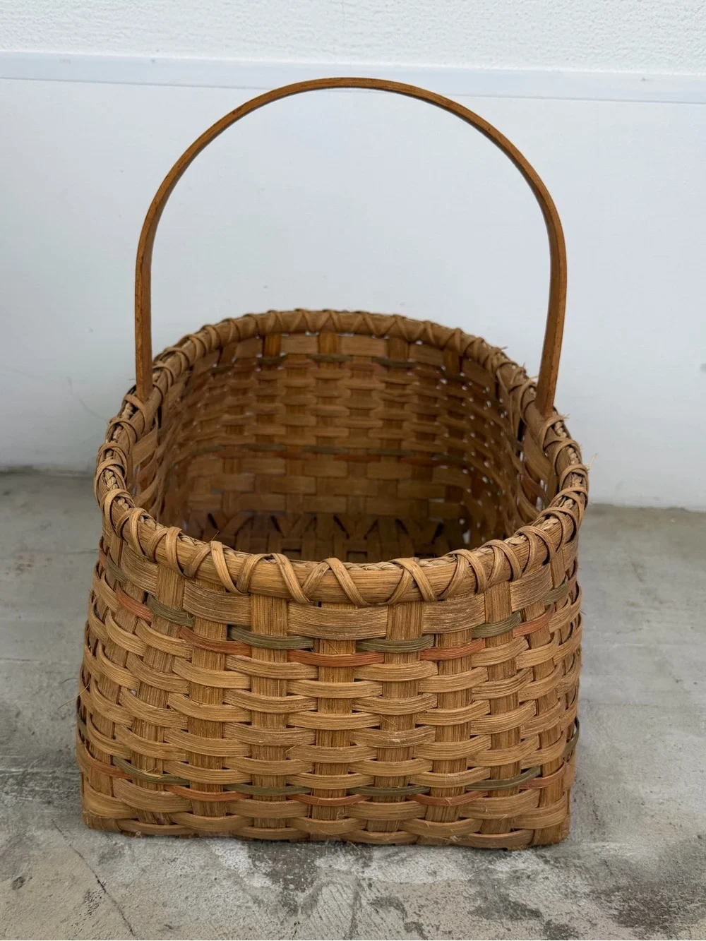 Vintage 1970-1980’s Woven Rustic Wicker Market Basket Large Oval Single Handle